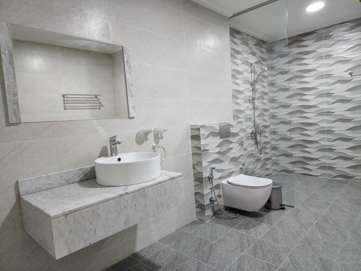 Imperial Suites Hotel Manama Eksteriør bilde