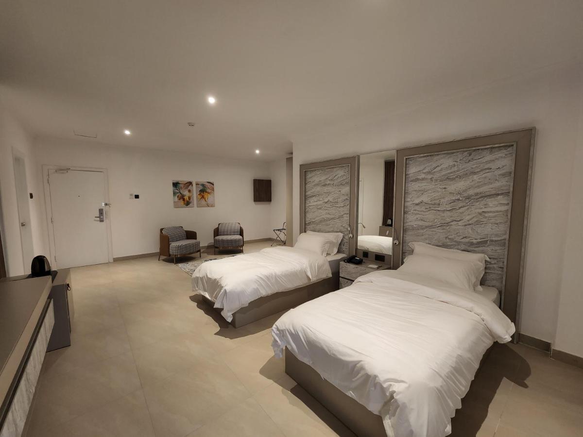 Imperial Suites Hotel Manama Eksteriør bilde