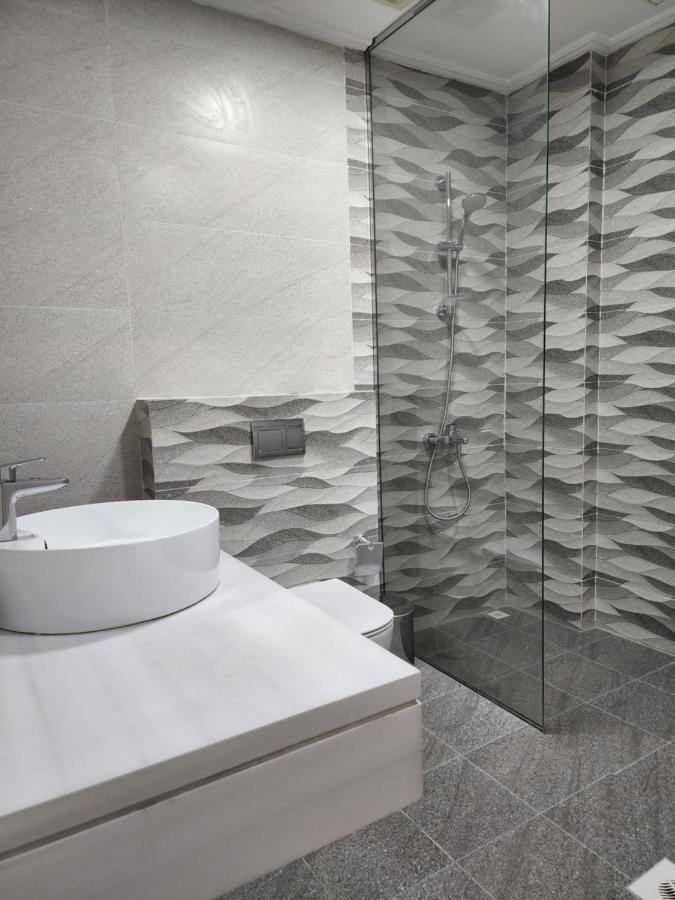 Imperial Suites Hotel Manama Eksteriør bilde